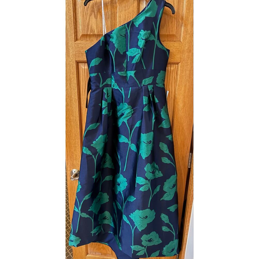 Kay Unger Tiara Floral One-Shoulder Gown - Navy/Emerald size 10 (NEW) - Picture 5 of 10